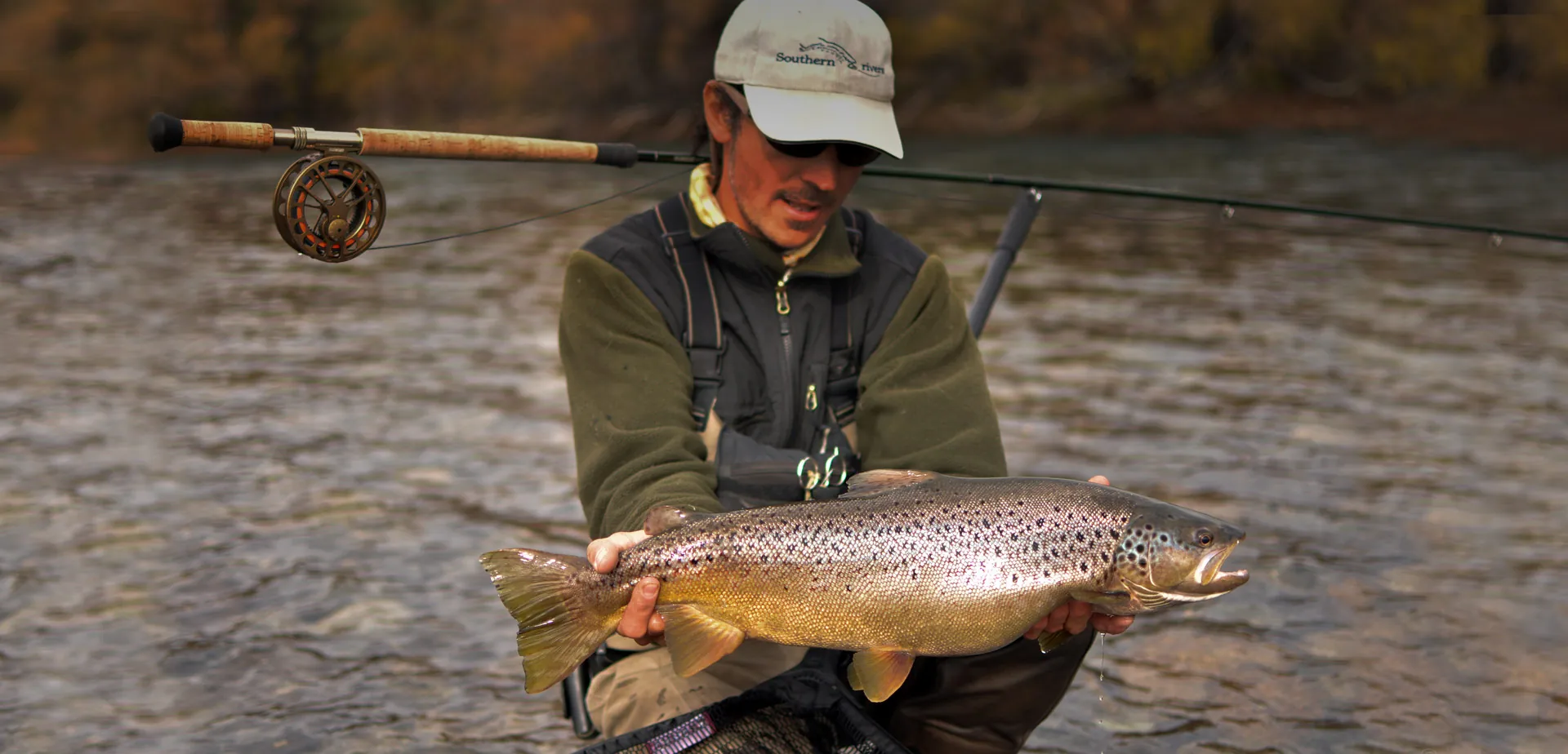 Fly fishing brown trout in Limay River, Bariloche with the outfitter Southern Rivers Patagonia