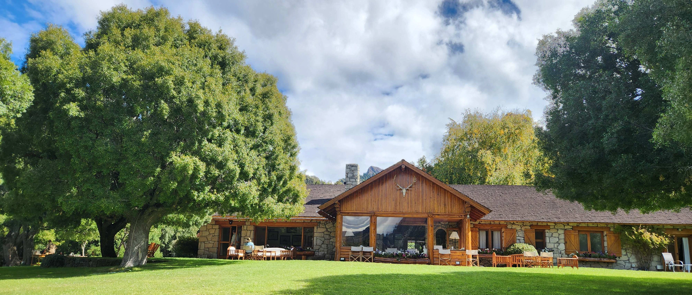 Patagonia lodge for all-inclusive fly fishing packages near Bariloche, Argentina