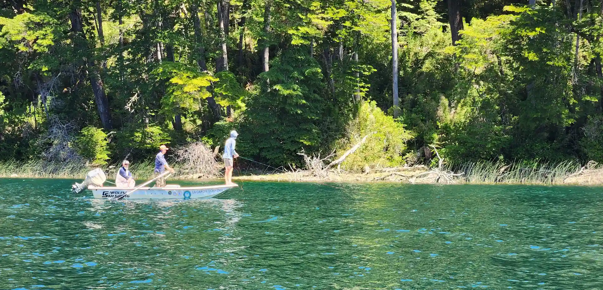 Fly fishing guided trip on Roca Lake near Bariloche, Patagonia Argentina — with local outfitter service.